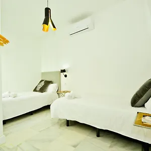 公寓 Ninesuites, 塞维利亚